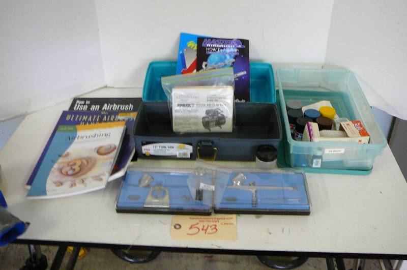 lot 543 image: Master airbrush G23 New, Air brush books, and air brush paints