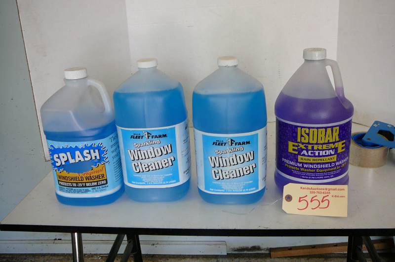 lot 555 image: Splash windshield washer fluid, Glass cleaner,  Rain repellant