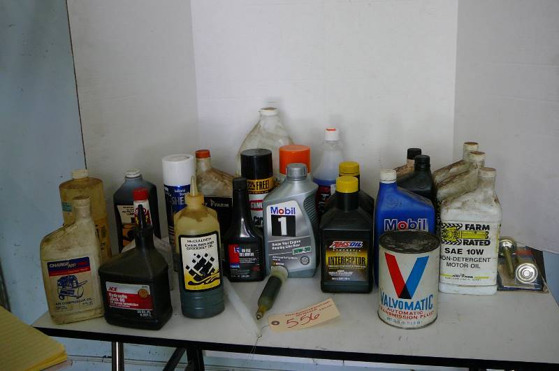 lot 556 image: Petroleum products, OIl, Transmission Fluid & more