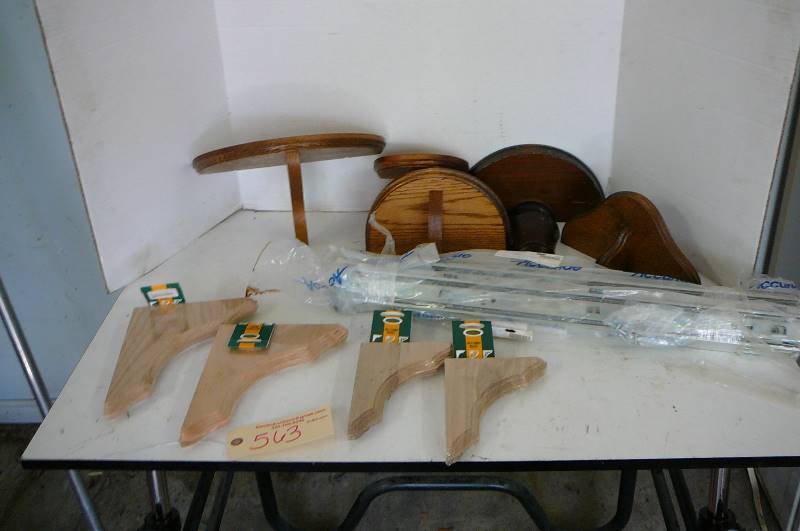 lot 563 image: Drawer Slides, Corner shelf brackets, Hanging wall shelves