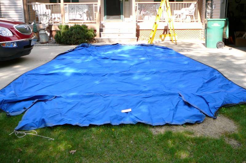 lot 577 image: Pontoon cover fits pontoon
