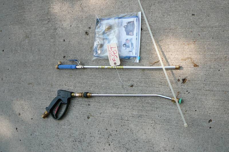 lot 587 image: Pressure washing gun , Water jet gun, Pressure washer