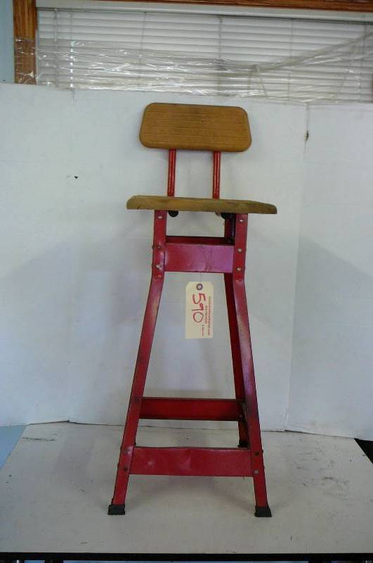 lot 590 image: Shop Chair