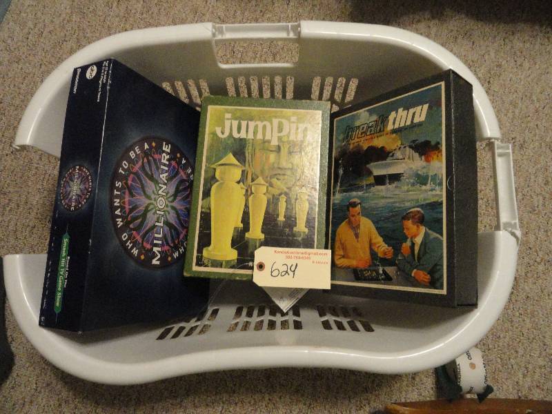 lot 624 image: Board Games