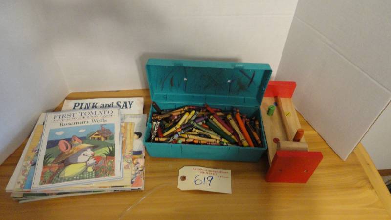lot 619 image: Kids Game, Books & Crayons