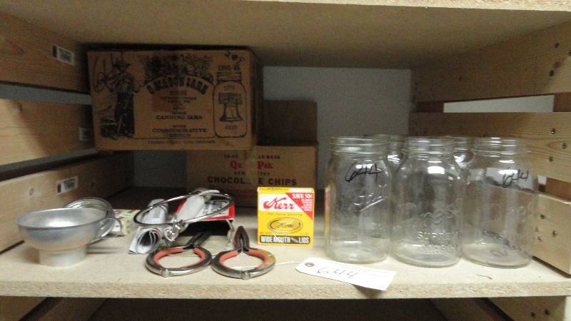 lot 644 image: Canning Supplies