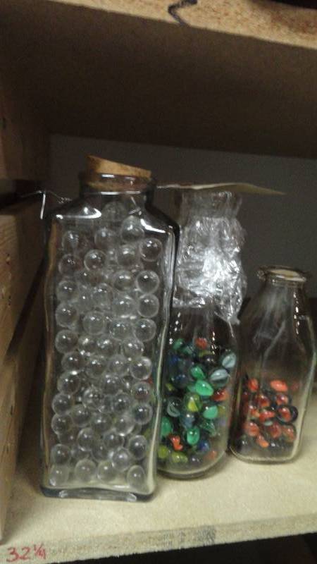 lot 653 image: Glass Jars