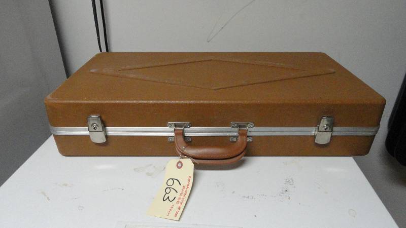 lot 663 image: Telescope Carry Case