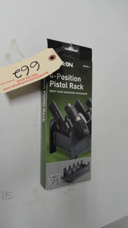 lot 662 image: Stack On Pistol Rack