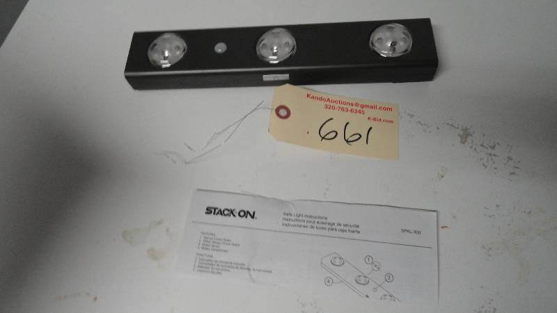 lot 661 image: Stack on Safe Lights