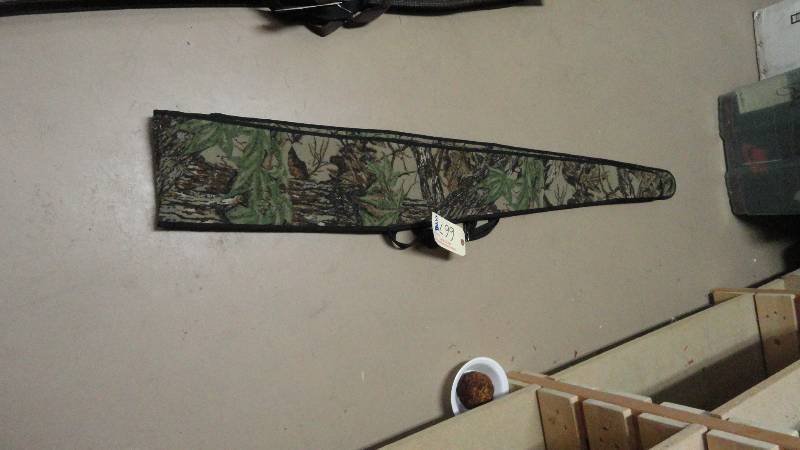 lot 667 image: Soft Gun Cases
