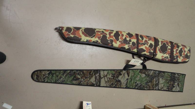 lot 668 image: Soft Gun Cases