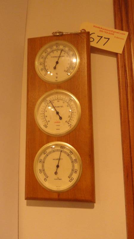 lot 677 image: Sunbeam 3-in-1 Thermometer