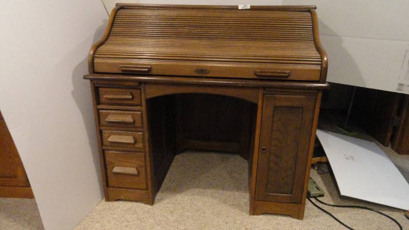 Antique Roll Top Writing Desk Lake House Estate Auctions Part 2