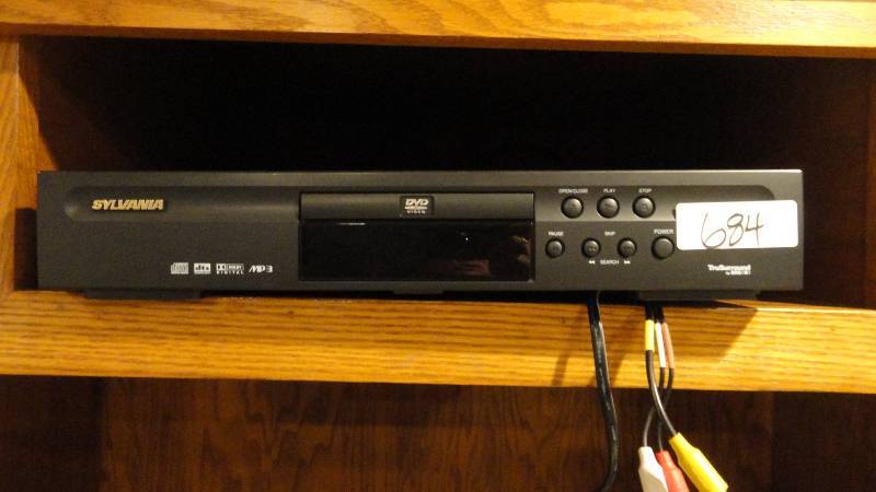 lot 684 image: Sylvania DVD, CD, Dolby Digital, MP3 Player