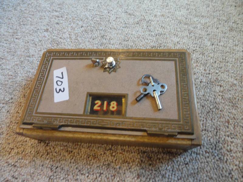 lot 703 image: Key Box