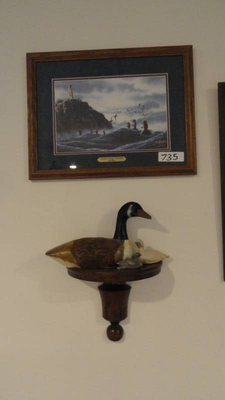 lot 735 image: Shelf, ducks, framed print