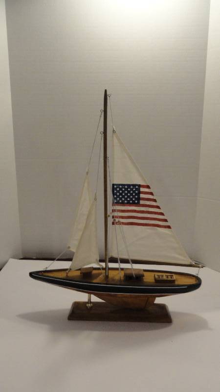 lot 737 image: Wooden Sail Boat
