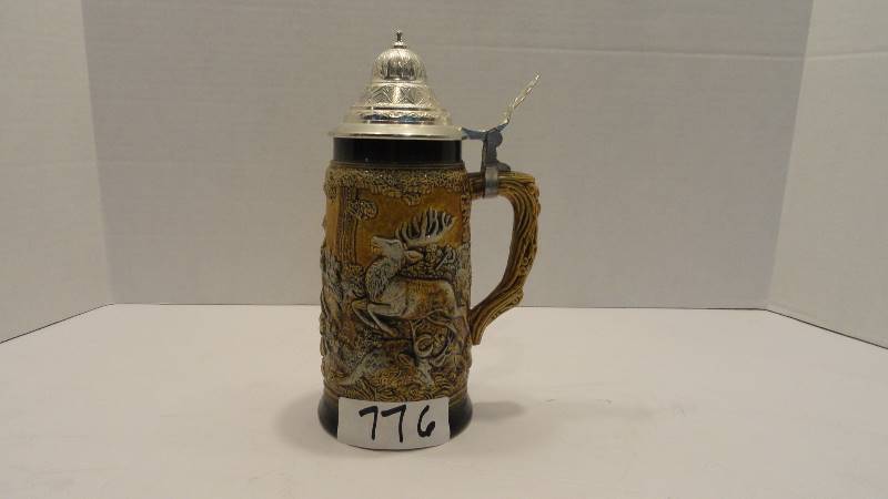 lot 776 image: Western Stien