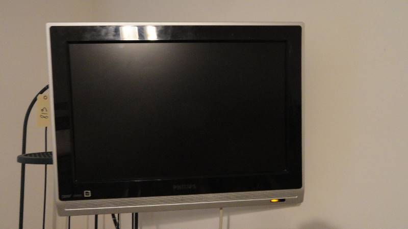 lot 814 image: 19  TV
