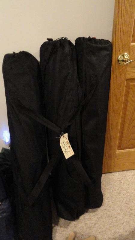 lot 826 image: 3 Bag Chairs