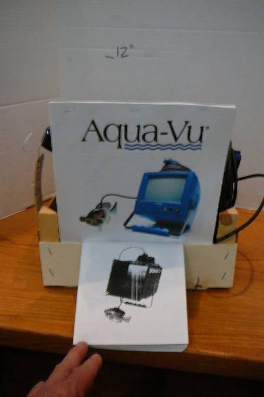 lot 880 image: Aqua - Vu scout II under water camera