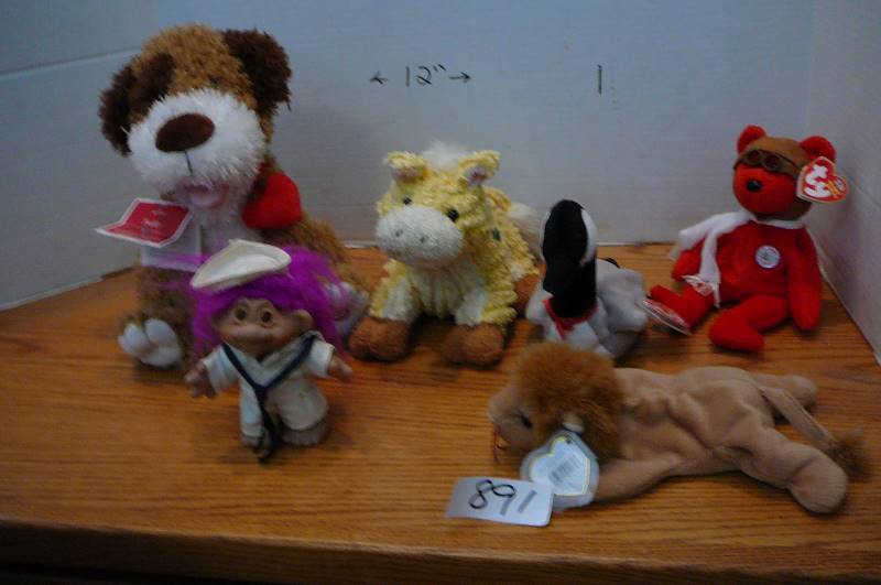 lot 891 image: Beanie babies, trolls, buddy