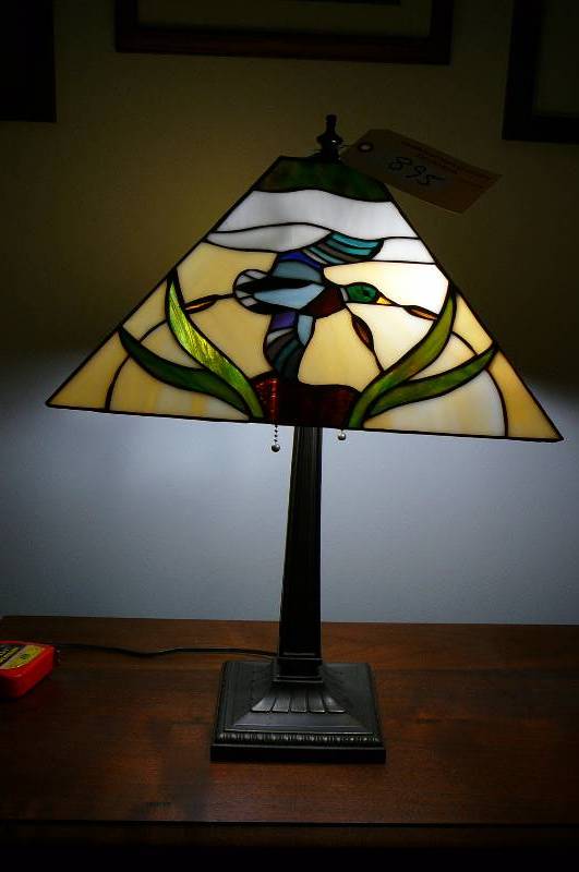 lot 895 image: Table Touch Lamp