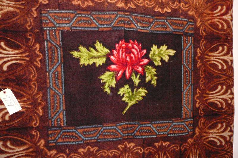 lot 929 image: Wall hanging horse blanket