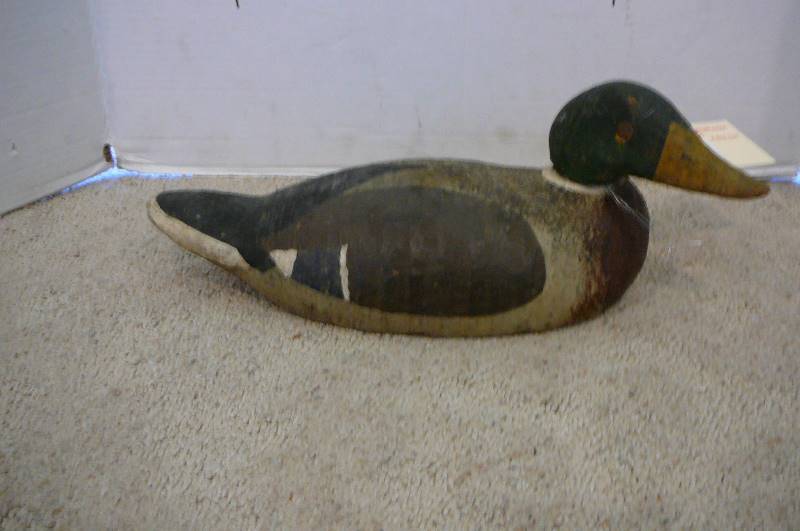 lot 965 image: Mallard Wood Duck decoration