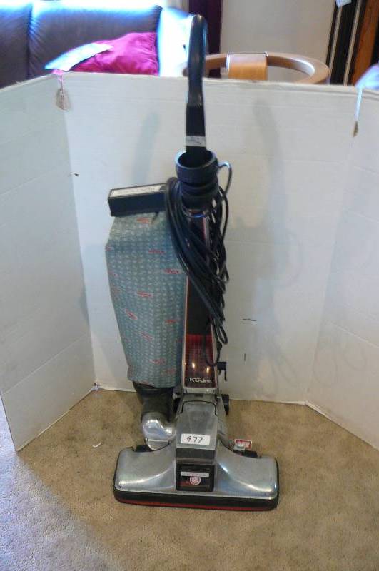 lot 977 image: Kirby vacuum heritage II