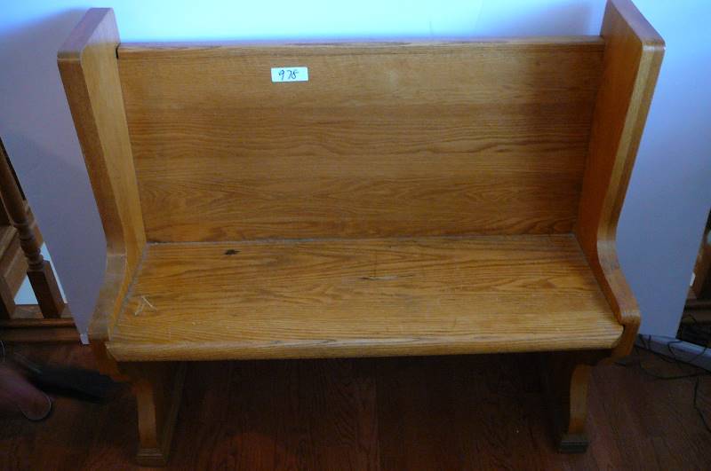 lot 978 image: Oak Church Bench