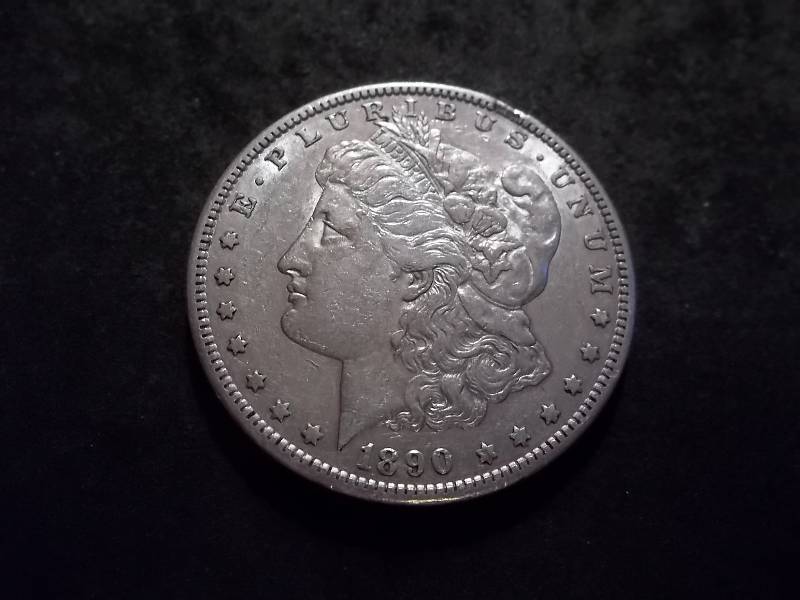 lot 29 image: 1890 S  Morgan Silver Dollar