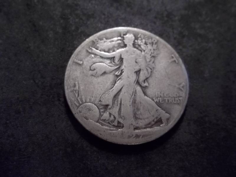 lot 61 image: 1927 S Walker Half Dollar