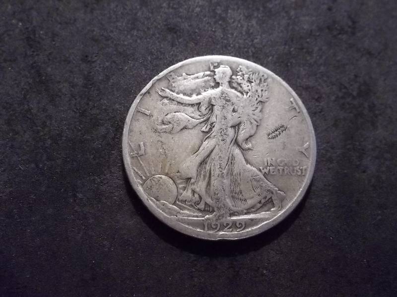 lot 62 image: 1929 S Walker Half Dollar