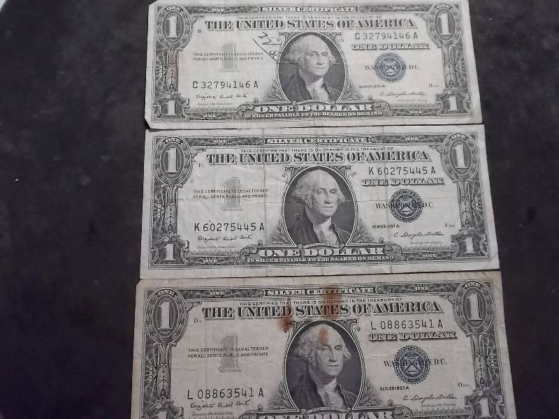 lot 129 image: 3-US Silver Certificates Series 1957 A