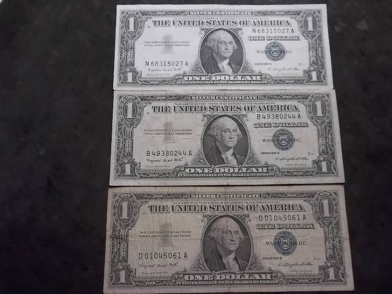 lot 132 image: 3-US Silver Certificates Series 1957 A