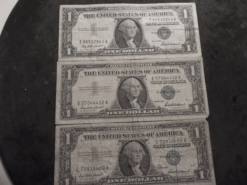 lot 133 image: 3-US Silver Certificates Series 1957