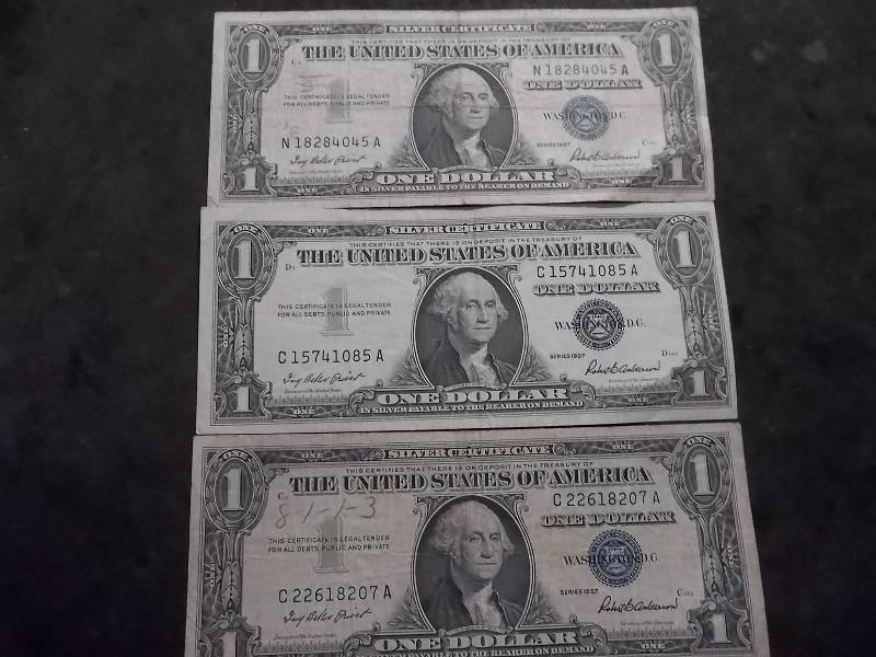 lot 136 image: 3-US Silver Certificates Series 1957