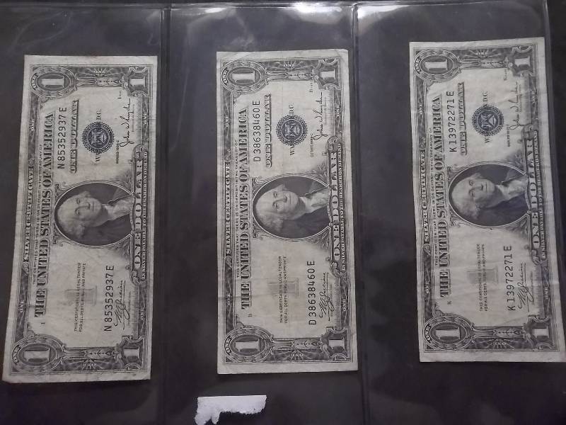 lot 148 image: 3-US Silver Certificates Series 1935 C