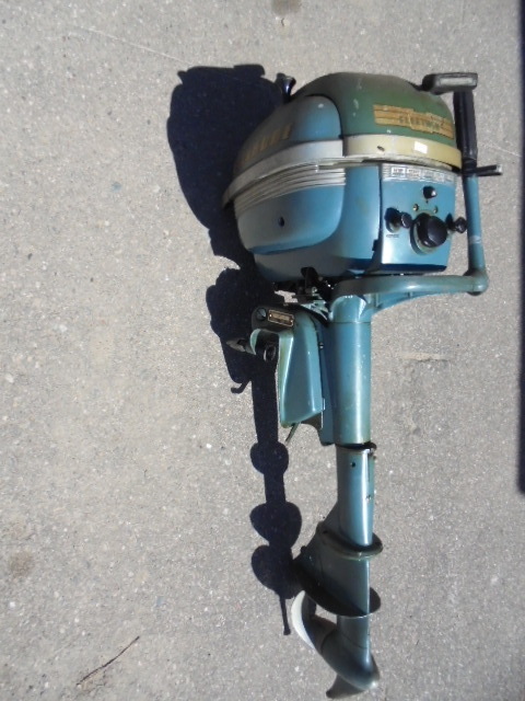 Evinrude Fleetwin Boat Motor