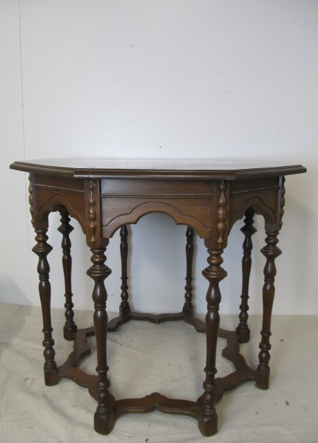 lot 19 image: Ornate Antique Octagonal Wood Table