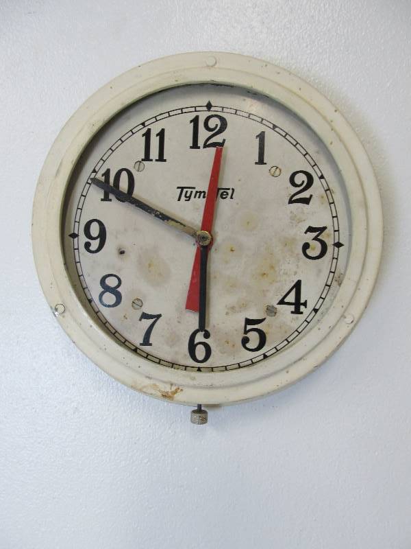 lot 179 image: Vintage Industrial Metal TYM-TEL FactoryRailroad Clock