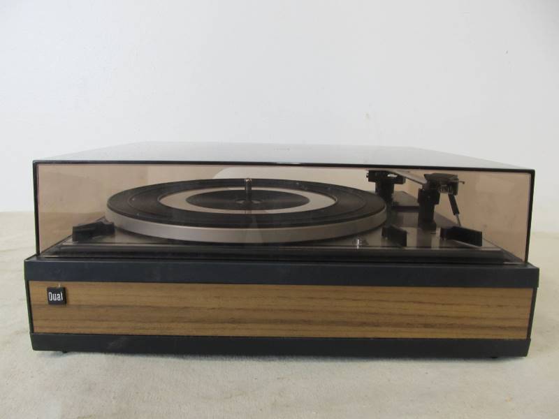 lot 198 image: Vintage DUAL Turntable 