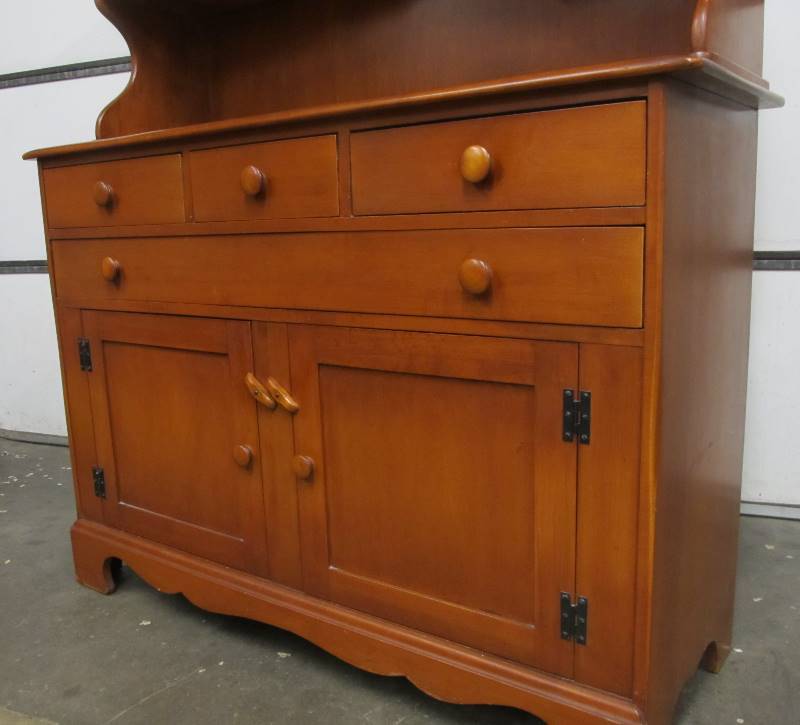 NICE Mid Century Solid Maple WILLETT Golden Beryl 2Piece Hutch