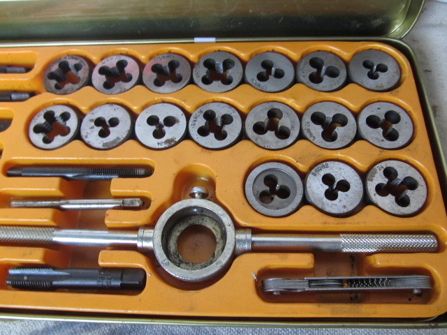 lot 81 image: 40 Piece Tap & Die Set