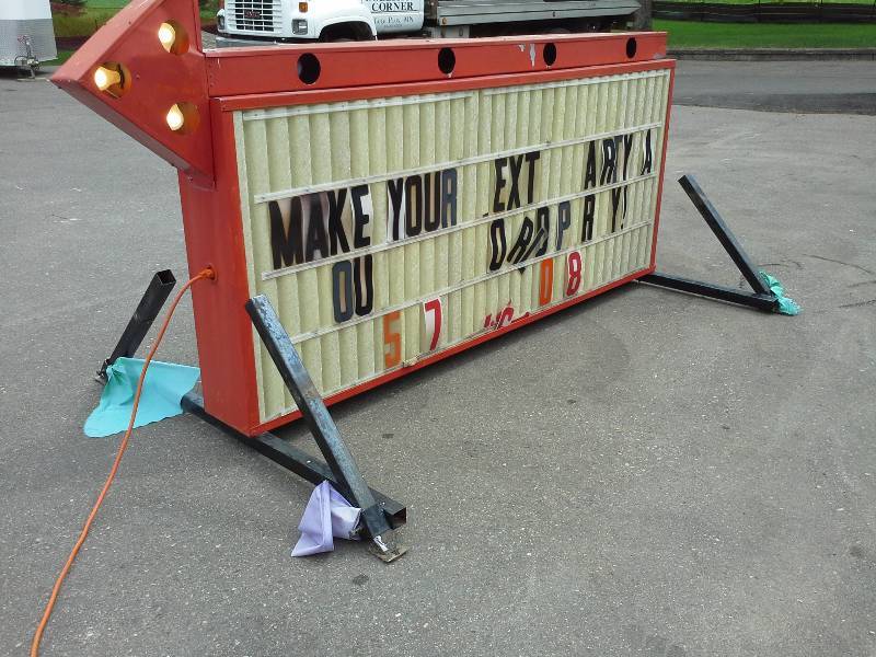 lot 15 image: Portable Lighted Promotional Sign