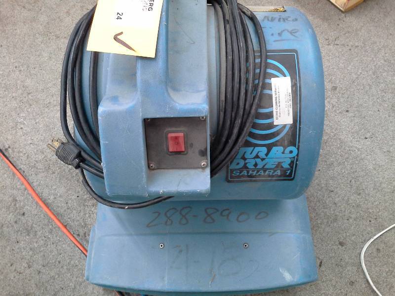 lot 24 image: Electric Floor Drier
