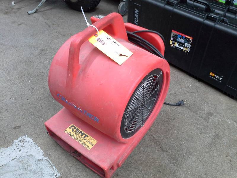 lot 55 image: Electric Floor Drier