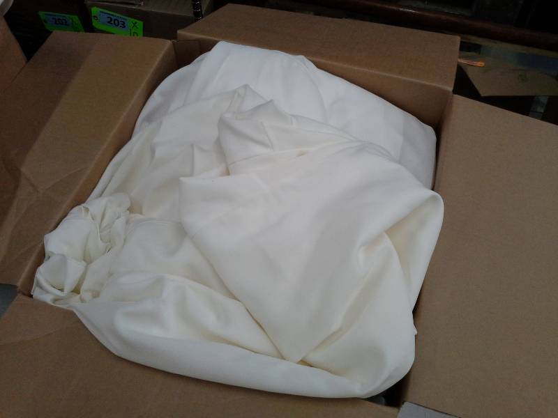 lot 121 image: 47 - Ivory Chair Covers